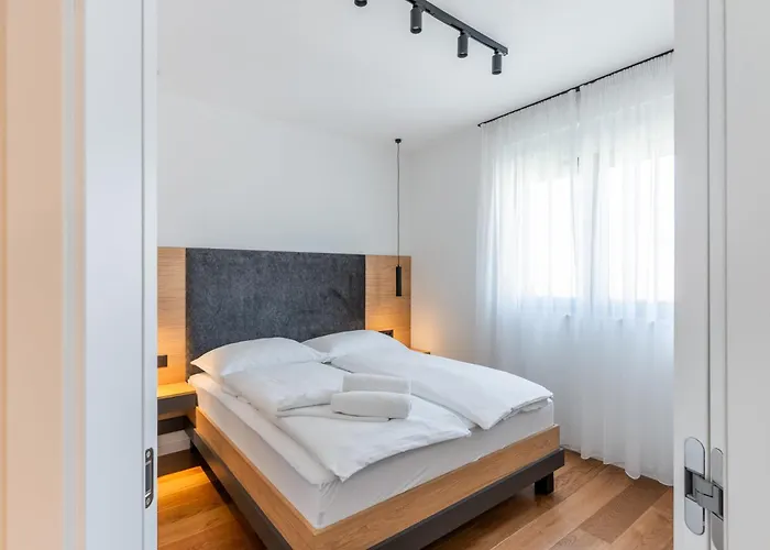 Marelux Rooftop Apartment *