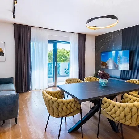 Marelux Rooftop Daire Zadar